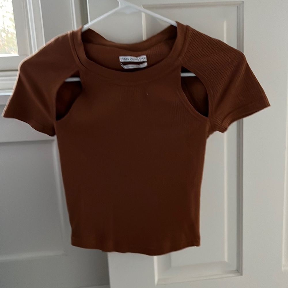 Cute Urban Outfitters brown cropped shirt! So comfy and cute!